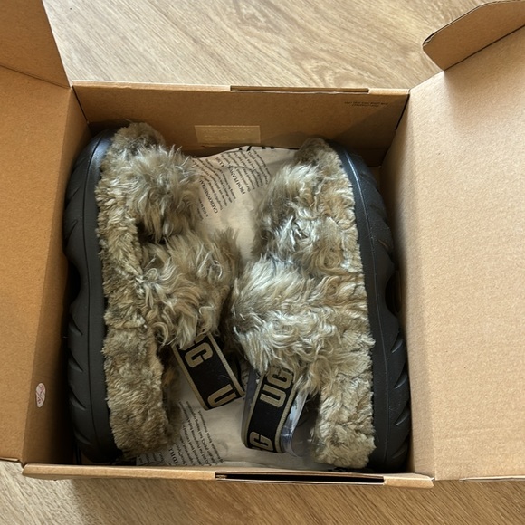 💜NWT💜 UGG Fluff Sugar Sandal - Picture 9 of 9